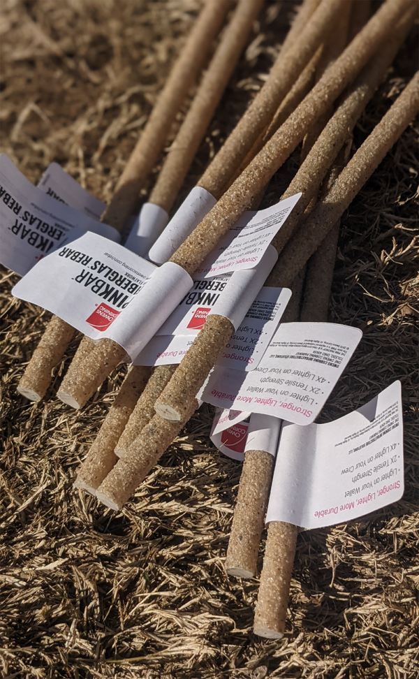 PXL_20210305_144117774.PORTRAIT pinkbar fiberglass rebar