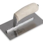 MXS754 Marshalltown 7 1/2 X 4 Wall Form Trowel-Wood Handle product image