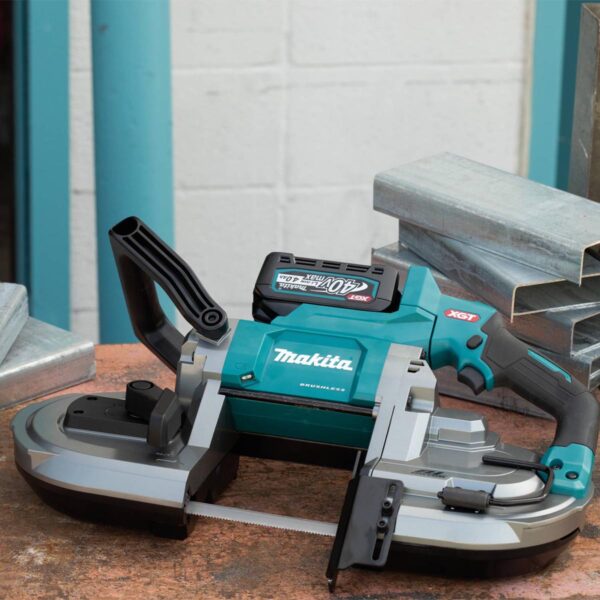 Makita GBP01M1 Beauty Shot 1 GBP01M1 40V max XGT Brushless Cordless Deep Cut Portable Band Saw Kit (4.0Ah) product image