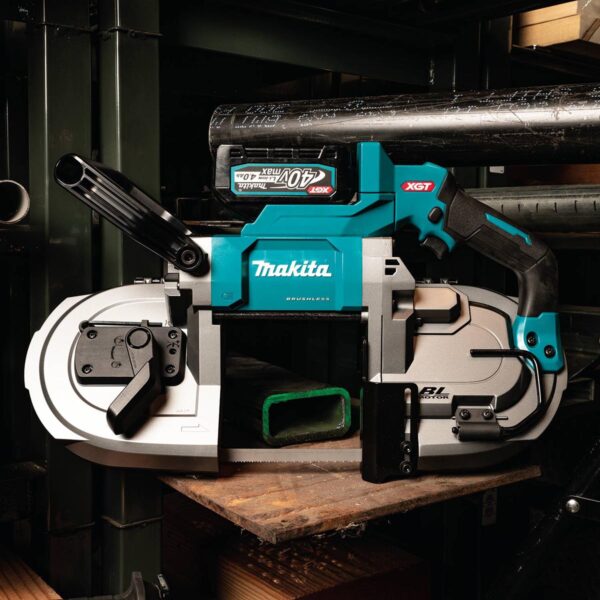 Makita GBP01M1 Beauty Shot 3 GBP01M1 40V max XGT Brushless Cordless Deep Cut Portable Band Saw Kit (4.0Ah) product image