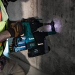 Makita GRH01M1W Feature Shot (drilling with DX12 attachment)