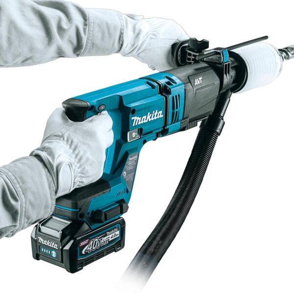 Makita GRH07M1 Feature Shot (dust extraction)