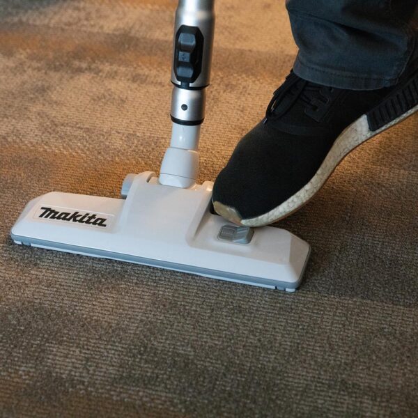 GCV03Z 40V max XGT Brushless Cordless 4 Gallon Wet/Dry Dust Extractor/Vacuum product image