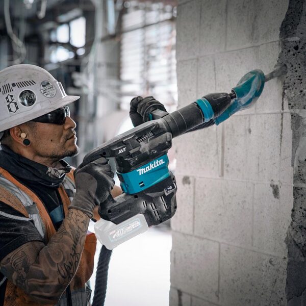 GMH01Z 40V max XGT Brushless Cordless 15 lb. AVT Demolition Hammer, accepts SDS‑MAX bits, AWS Capable, Tool Only product image