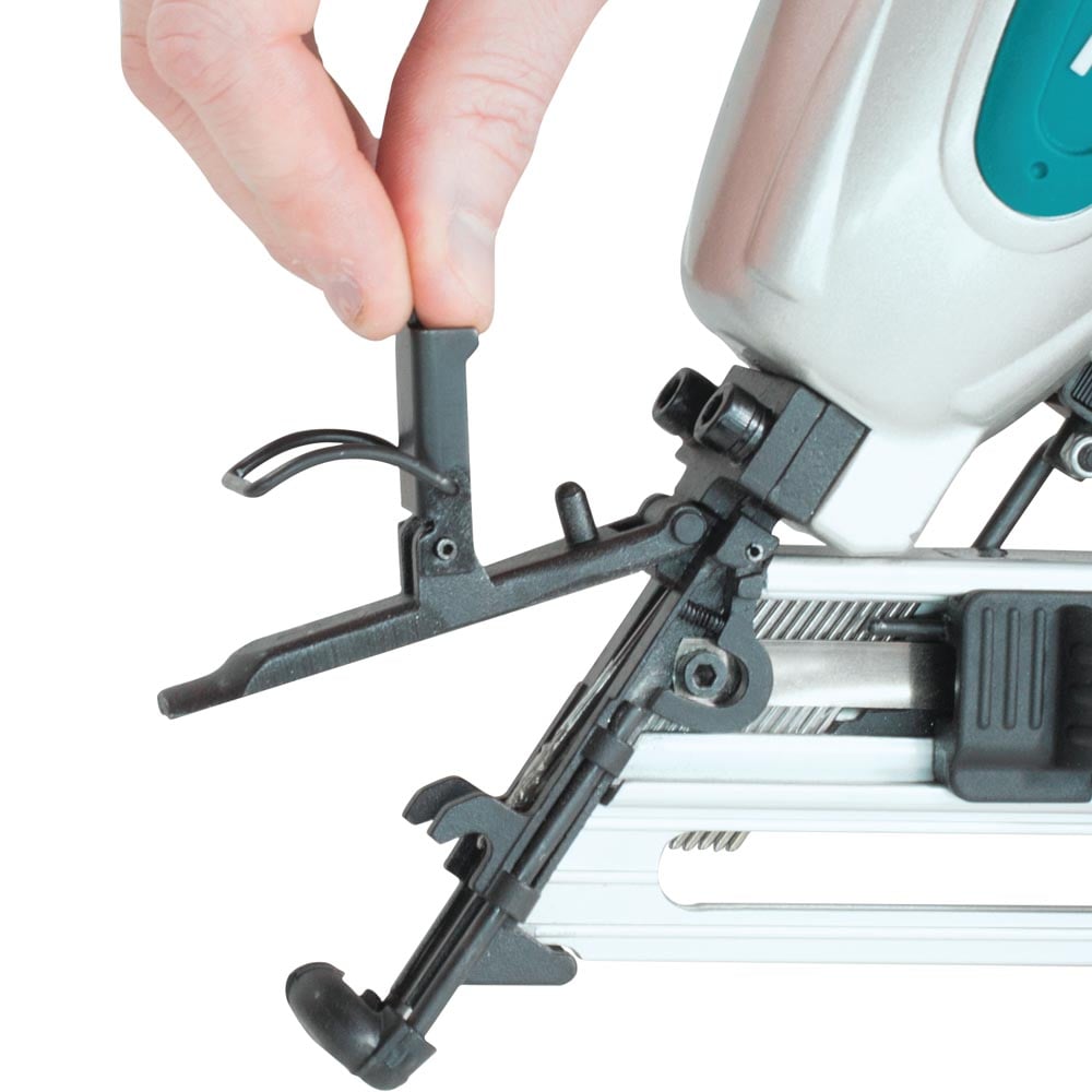 Tool Only] Makita 15 Gauge Angled Finish Nailer - 2-1/2 [34⁰] For Precision And Efficiency. - Heyden Supply