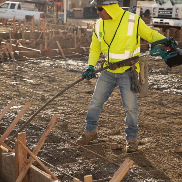 3a2312aa-e45a-4bbb-98ea-92a2f95c548b_grv02z_a_1500px GRV02Z 40V max XGT Brushless Cordless 8' Concrete Vibrator, Tool Only product image