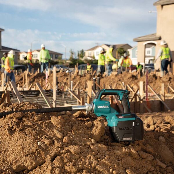 e3d523e4-da4c-4c96-a0e6-529c53d2b6c6_grv02z_b_1500px GRV02Z 40V max XGT Brushless Cordless 8' Concrete Vibrator, Tool Only product image