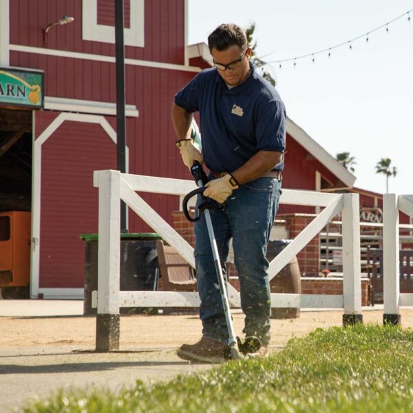 6846f061-3fcd-4e99-b1c3-02cc631de8af_gru04z_a_1500px GRU04M1 40V max XGT Brushless Cordless 17" High Torque String Trimmer Kit (4.0Ah) product image