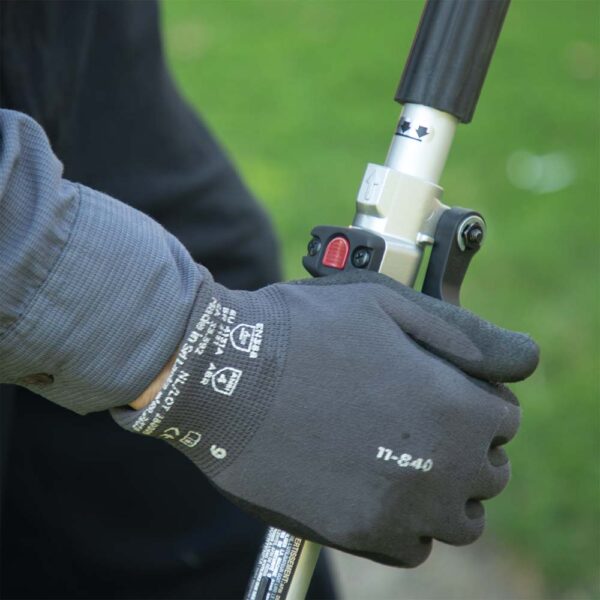 79e1de8a-adf2-4ed9-9e9c-0b9aa51c8f7f_gux01zx1_a_1500px GUX01JM1X1 40V max XGT Brushless Cordless Couple Shaft Power Head Kit with 17" String Trimmer Attachment (4.0Ah) product image