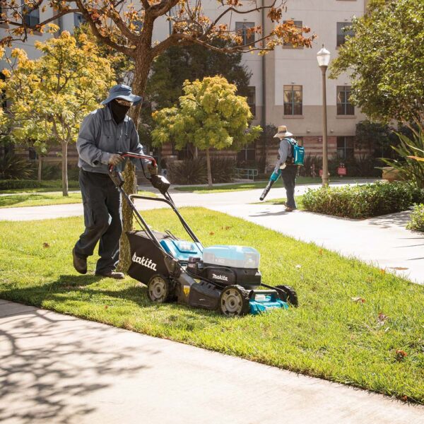 85873d7f-0bb6-405a-88dc-f014e742f1e9_cml01z_a_1500px CML01Z 40V max ConnectX Brushless 21" Self‑Propelled Commercial Lawn Mower, Tool Only product image