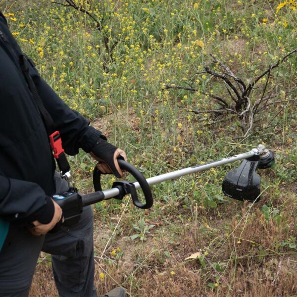 9c51e5ba-b32c-44eb-b06d-52f51a7fdacb_gru04z_a_1500px GRU04M1 40V max XGT Brushless Cordless 17" High Torque String Trimmer Kit (4.0Ah) product image