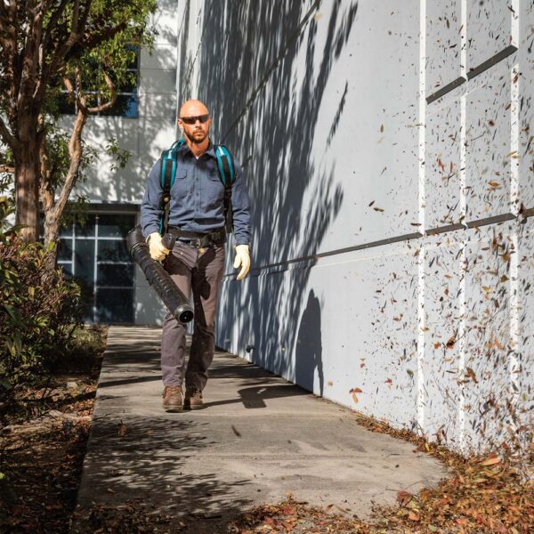 e6e20e64-96d2-44af-b399-b42a046f52ab_cbu02z_a_1500px CBU02Z 40V max ConnectX Brushless Backpack Blower, Tool Only product image