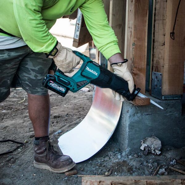 2e72d93f-887e-425f-9309-c7fe642d8896_grj01m1_a_1500px GT401M1D1 40V max XGT Brushless Cordless 4‑Pc. Combo Kit (2.5Ah/4.0Ah) product image