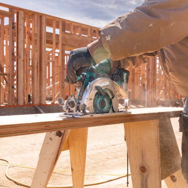 ab1b11da-57c5-4c2a-8144-c6fb954edbd4_gsh05m1_a_1500px GSH05M1 40V max XGT® Brushless Cordless 6‑1/2" Circular Saw Kit, AWS® Capable (4.0Ah) product image