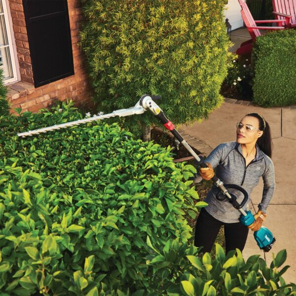 Makita XUX02SM1X2 Action Shot (with EN401MP) EN401MP 20" Articulating Hedge Trimmer Couple Shaft Attachment product image