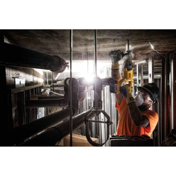 DCH133B sds plus rotary hammer DCH133B sds plus rotary hammer