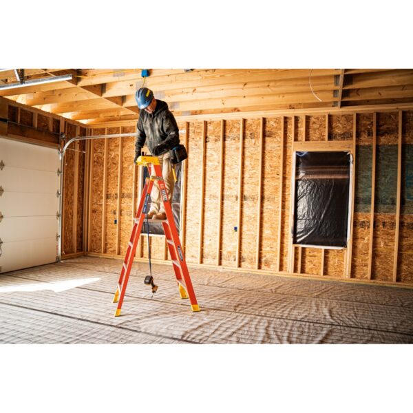 Werner PDLIA04 10ft Reach Height Fiberglass Podium+ Ladder, 4ft, Type IA, 300 lb Load Capacity product image