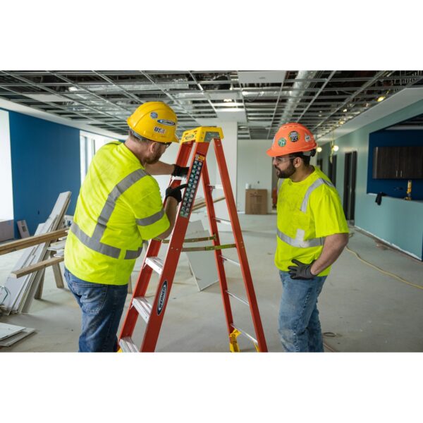 Werner PDLIA04 10ft Reach Height Fiberglass Podium+ Ladder, 4ft, Type IA, 300 lb Load Capacity product image