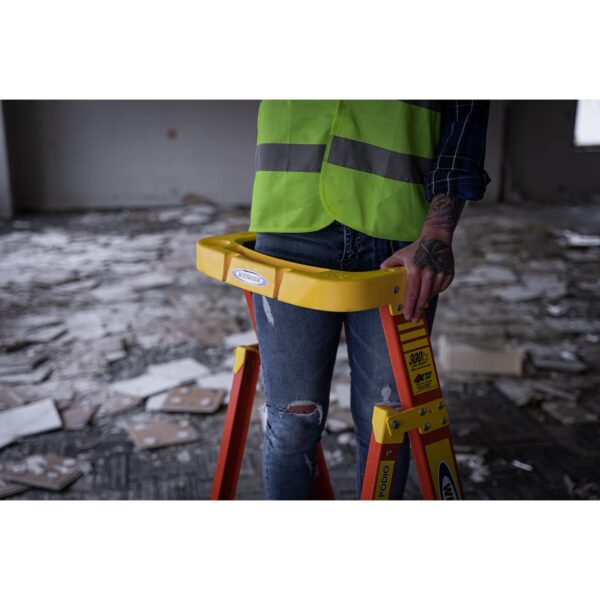 Werner PD6204-4C Fiberglass Podium Ladder with Casters, 4 ft, Type IA, 300 lb, 10 ft Reach product image