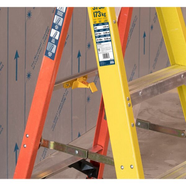 Werner L7310 10ft Type IAA Fiberglass Leaning Ladder, 375 lb Duty Rating product image