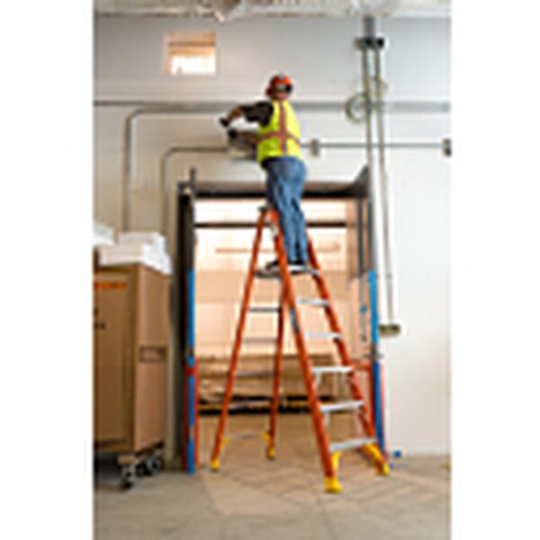 Werner P6206 6 ft Fiberglass Platform Ladder, Type IA, 12 ft Reach Height, 300 lb Duty Rating product image