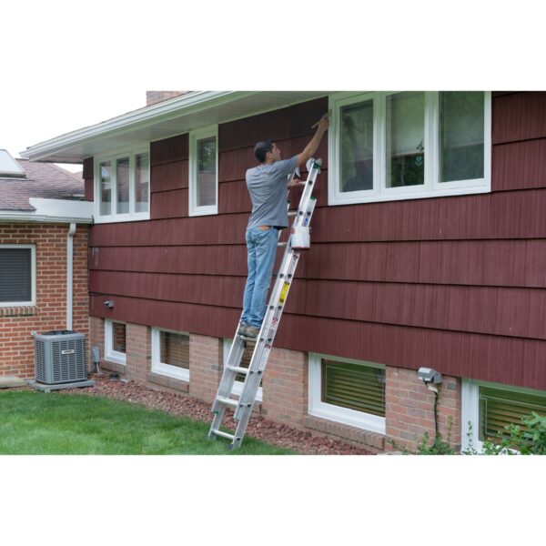 Werner D1220-2 20ft Type II Aluminum D-Rung Extension Ladder, 225 lb Duty Rating product image