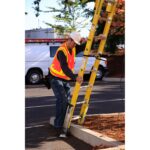 Werner D7128-2LV 28ft Type IAA Fiberglass D-Rung Leveling Extension Ladder, 375 lb Duty Rating product image