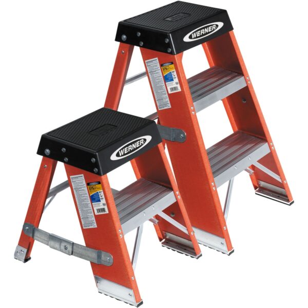 Werner SSF03 3ft Type IAA Fiberglass Step Stand, 375 lb Duty Rating product image