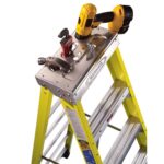 Werner 7304S 4ft Type IAA Fiberglass Step Ladder with Shelf, 375 lb Duty Rating product image