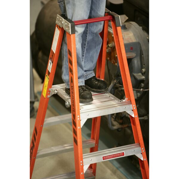 Werner T7404 4ft Type IAA Fiberglass Twin Step Ladder, 375 lb Load Rating product image