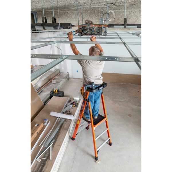 Werner PDIA03 3ft Fiberglass Podium Ladder, Type IA, 300 lb Load, 9 ft Reach product image