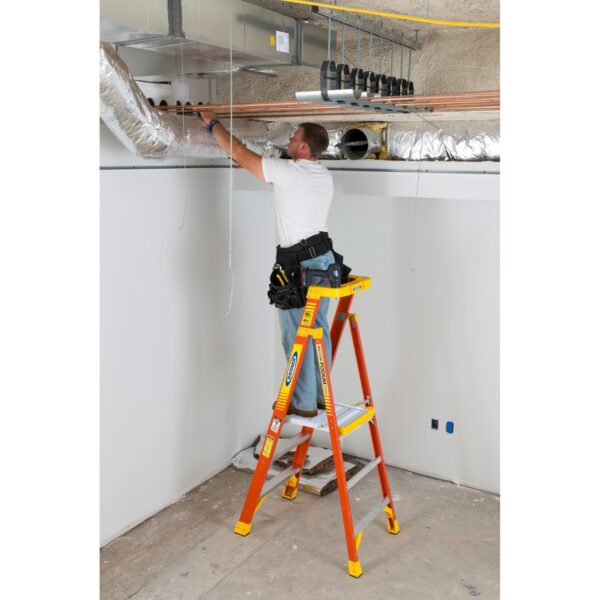 Werner PD6203 9ft Reach Fiberglass Podium Ladder, 3ft Platform, Type IA 300 lb product image