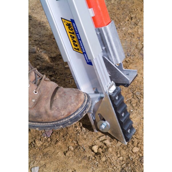Werner PK70-2 LeveLok Base Units Extension Accessory, Aluminum, 21.96 in L x 3.96 in W x 8.04 in H product image