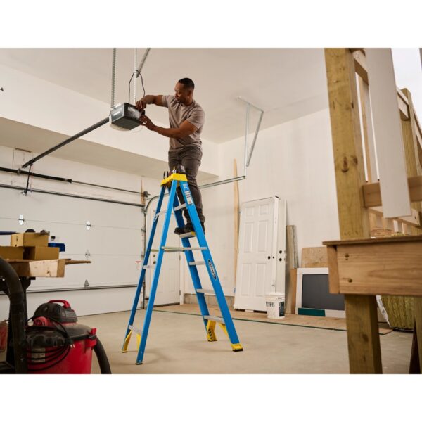 Werner FS106CZ 6ft Fiberglass Step Ladder, Type I 250 lb, Single-Sided, 10 ft 4 in Max Reach product image