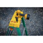 Werner FS208 8ft Type II Fiberglass Step Ladder, 225 lb Load, 12 ft 3 in Max Safe Reach product image